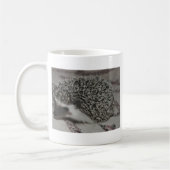 チョコレートハリネズミのベビー コーヒーマグカップ (左)