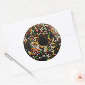 チョコレートフロステッドと振りかけるドーナツのステッカー ラウンドシール (封筒)