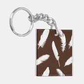 チョコレートブラウンの白い羽毛プリント キーホルダー (正面左)