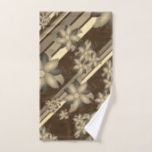 チョコレートブラウンをセットにした花のタオル バスタオルセット (ハンドタオル)