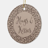 チョコレートブラウンモチャクリームヒョウグリッターキス セラミックオーナメント (左)