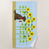 チョコレートラブラドールおよびヒマワリの夏 ビーチタオル (正面)