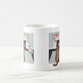 チョコレートラブラドールドッグクリスマス暖炉のシーン コーヒーマグカップ (中央)