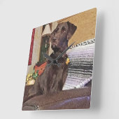 チョコレートラブラドールレトリバー椅子 スクエア壁時計 (傾斜)