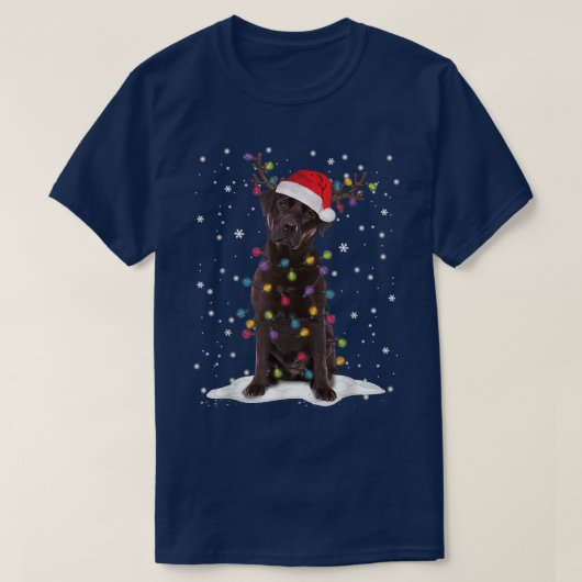 チョコレートラボラブラドールクリスマスツリーライトパジャマ Tシャツ (デザイン正面)