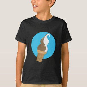 チョコレート及びバニラアイスクリームの円錐形 Tシャツ