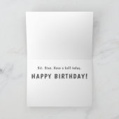 チョコレート·ラボ「シット。待って。ボールを持って」誕生日 カード (内部)