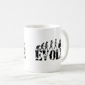 チョッパーのバイクもしくは自転車に乗る人のオートバイのライダーの進化の芸術 コーヒーマグカップ (正面右)