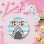 チョンプチョンプシャークテーマ誕生日ボーイジョーズストライプの ペーパープレート (パーティー)