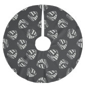 チョークによって描かれるヨットパターン ブラッシュドポリエステルツリースカート (正面)