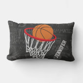 チョークパーソナライズされたボードバスケットボールとフープ ランバークッション (正面)