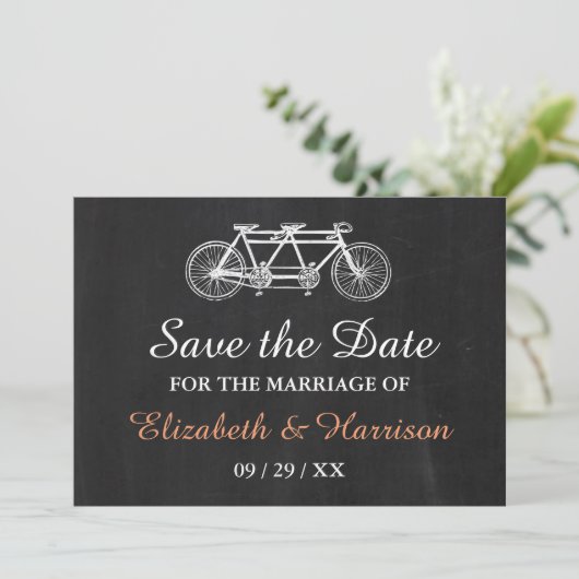 チョークボード結婚式のタンデム自転車の日付を保存 セーブザデート (スタンド正面)