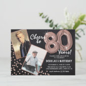 チョークボード ローズゴールド 風船 2 写真 80歳 誕生日 招待状 (スタンド正面)