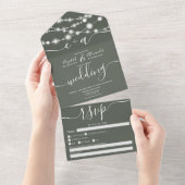 チョーク素朴ストリングライトイニシャルス結婚クリプト オールインワン招待状 (貼ってはがせる)