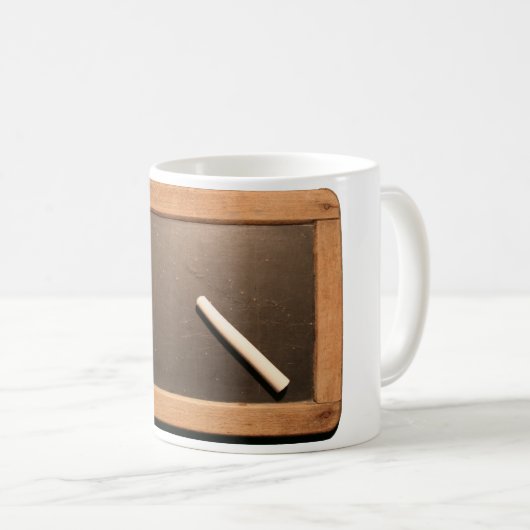 チョークWのマグが付いているArdoiseのヴィンテージの学校の石板 コーヒーマグカップ (正面右)