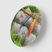 チリとタイサゴ…タイ通り食品 ラウンド壁時計 (傾斜)