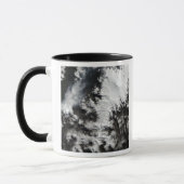 チリのチャイテン火山 マグカップ (左)