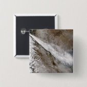 チリの茶天火山の噴火から発生するプルーム 缶バッジ (正面&裏面)