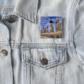 チリ、イースター島。アフに立つ15体のモアイ像 缶バッジ (インサイチュ)