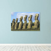 チリ、イースター島、ラパヌイ、アフ・アキビ キャンバスプリント (インサイチュ (ウッドフロア))