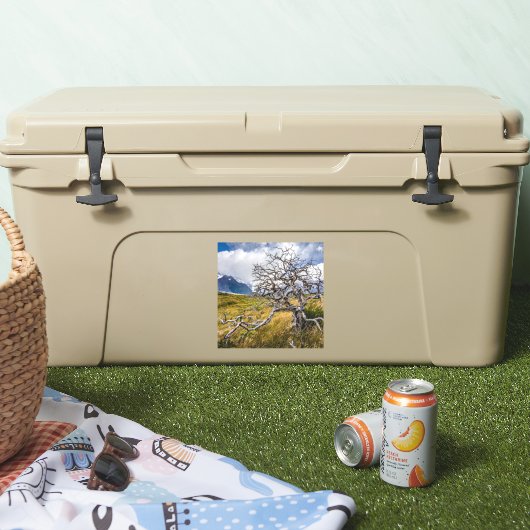 チリ、Torres del Paine、Burnt tree シール (クーラー)