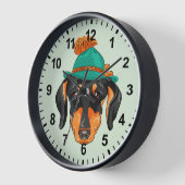 チロリアンハットのかわいいダシュント 壁時計 (傾斜)