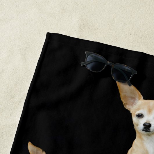 チワおもしろいワドッグカウトタンホワイトサイケデリック ビーチタオル (インサイチュ)