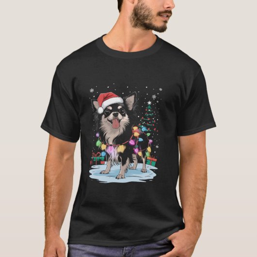 チワホアロングヘアドッグクリスマスライトクリスマスパパ Tシャツ (正面)