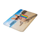 チワワドッグアットザビーチ バスマット (アングル)