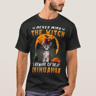 チワワ犬に気を付けて魔女 Tシャツ