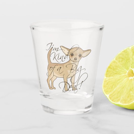 チワワ私は大きなディール犬の一種である ショットグラス (正面)