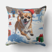 チワワ走アの雪とクリスマスハット クッション (正面)