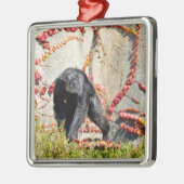 チンパンジー歩くオン草はがきスクエアステッキ メタルオーナメント (左)