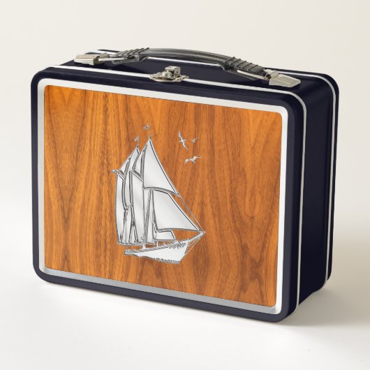 チークベニエで帆船セーリング メタルランチボックス (正面)