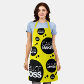 チーシーおもしろい調理師シェフベイカーグルメタイトル エプロン (着用した状態)