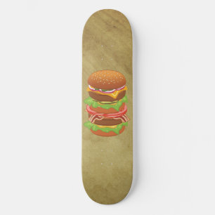 チーズおよびベーコンが付いている二重ハンバーガー スケートボード