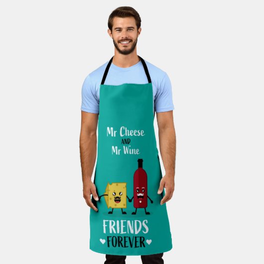 チーズとワイ最高のンの友達Tシャツ エプロン (着用した状態)