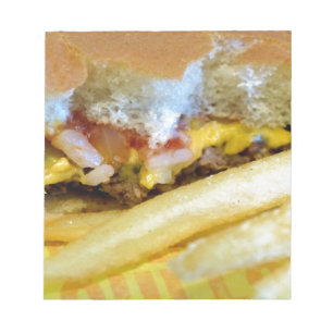 チーズバーガーとフライドポテト ノートパッド