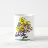 チーズマグを運んでいるマウス コーヒーマグカップ (中央)
