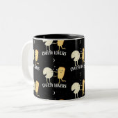 チーズ好きで目利き ツートーンマグカップ (正面左)