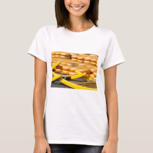 チーズ市場アルクマール Tシャツ