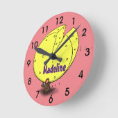 チーズ漫画イラストレーション付き可愛いマウス ラウンド壁時計 (傾斜)