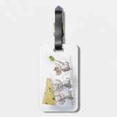 チーズ（オリーブ付き）の荷札を持ち込む ラゲッジタグ (裏面縦)