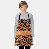 チーターススキンスモール抽象芸術サファリパターン エプロン (着用した状態)