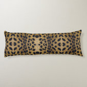 チータープリント模様 ボディピロー (裏面)