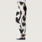 チーター斑 レギンス (左)