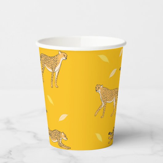チータ 紙コップ (左)