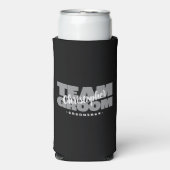 チームグルームグロムスマン名ウェディングパーティブラックグレー スリム缶クーラー (Seltzer正面)