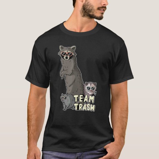 チームゴミOpossum Raccoon Rat、おもしろいAnimals Garb Tシャツ (正面)