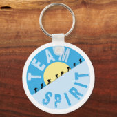 チームスピリット – マウンテン登山 キーホルダー (正面)